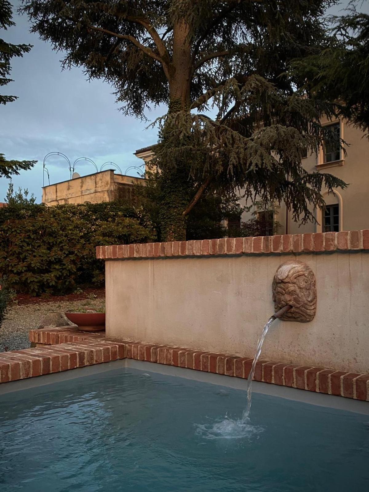 Bed and Breakfast The House Strevi Esterno foto